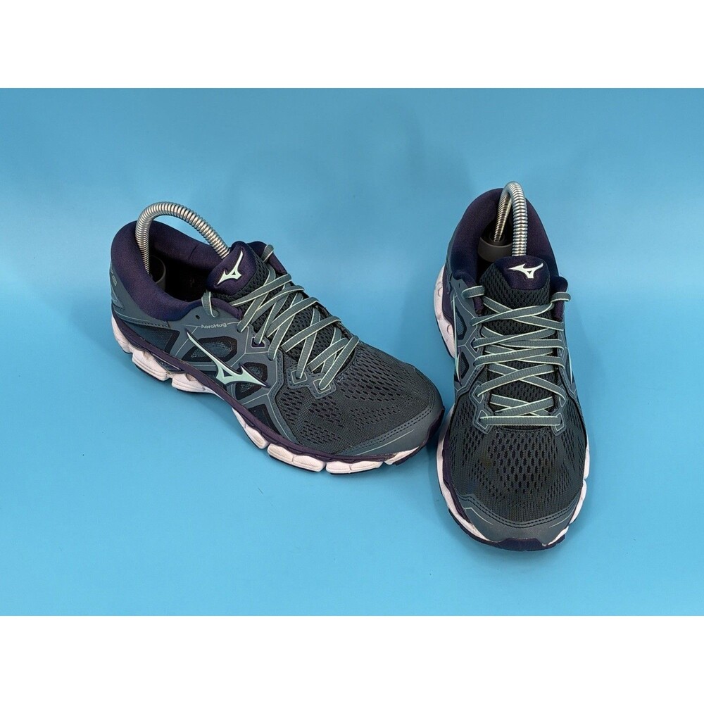 Mizuno Wave Sky 2 Women’s 8 Gray Teal Purple AeroHug Running Shoes